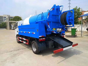 白城吸污車 城市環(huán)境維護(hù)的“清道夫”